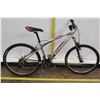 Image 1 : Diamondback Reactor Dual Pro BMX White Mountain Bike