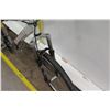 Image 8 : Diamondback Reactor Dual Pro BMX White Mountain Bike