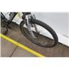 Image 8 : Trek 3700 Alpha Custom Aluminum RST Silver Blue Mountain Bike