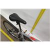 Image 8 : Roadmaster Granite Peak Gray 21-Speed Men's Mountain Bike