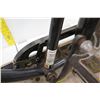Image 16 : Hyper HBC 26" Black Men's Single-Speed Cruiser Bike w/ Coaster Brakes