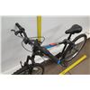 Image 14 : Roadmaster Granite Peak 18 Speed 15" Men's Hybrid Mountain Road Bike