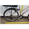 Image 2 : Landrider Auto Shift Women's Hybrid Mountain Road Bike w/ Back Basket