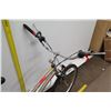 Image 8 : Landrider Auto Shift Women's Hybrid Mountain Road Bike w/ Back Basket