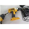 Image 10 : Qty 4 DeWalt Tools - DCF620 Drywall Screwgun, DC750 Drill/Driver, Charger, etc