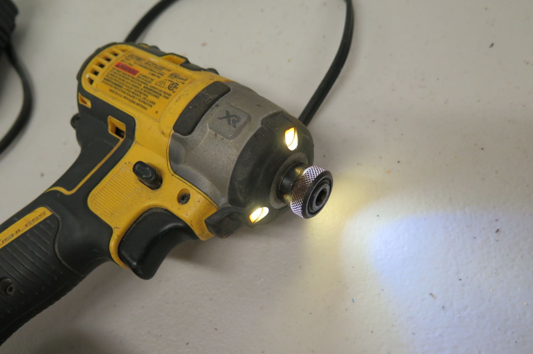 Dewalt dcf887 аккумулятор Dewalt dcf887 аккумулятор