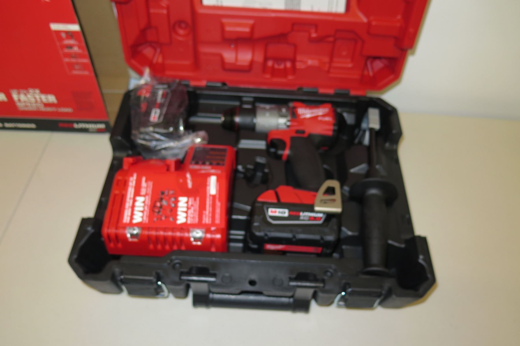 New Milwaukee M18 Fuel 2804 22 1 2 Hammer Drill Driver Kit In Case new-milwaukee-m18-fuel-2804-22-1-2-hammer-drill-driver-kit-in-case