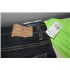 Image 8 : Misc Clothing - Leggings, Jeans, Hair Notions, Sunglasses, Bikinis, Shirts, etc