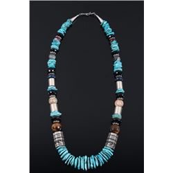 Navajo T&R Singer Sleeping Beauty Necklace