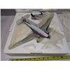 Image 6 : 240 - Douglas Dc-3 Authentically Scaled Die Cast Metal