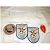 Image 1 : 870 - Group Of 4 Military  Misc Patches W/ Silk Scarf