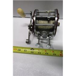 274A - Vintage Penn Peer No 309 Fishing Reel