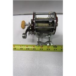 274C - Vintage Penn Peer No 209 Fishing Reel