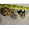 Image 2 : 774 - Group Of 8 Misc Military Pins
