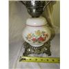 Image 2 : 846 - Vintage Lamp With Floral Designs  Clear Chimney