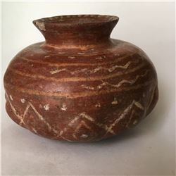 A CHINESCO PAINTED VESSEL