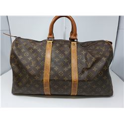 Louis Vuitton Monogram Canvas Speedy 40 Handbag