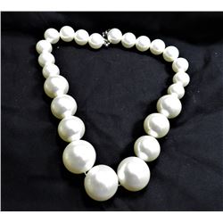 Costume Jewelry Large Pearl Necklace