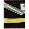 Image 2 : Viantage Soligen German Barber's Pride Straight Razor with Original Case