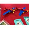 Image 3 : 2 Vintage Airplanes Plus a Lot of Cigarette Trading Cards with Planes on them from 1950's