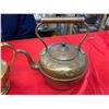 Image 2 : 2 Vintage Brass and Copper Kettles/Tea Pots