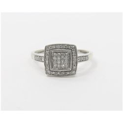 14K White Gold Diamond Ring