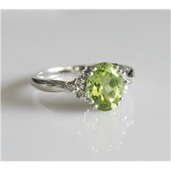 14K White Gold Diamond and Peridot Ring