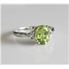 Image 1 : 14K White Gold Diamond and Peridot Ring