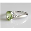 Image 2 : 14K White Gold Diamond and Peridot Ring