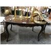 Image 2 : DINING TABLE NO LEAF