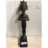 Image 1 : VINTAGE STYLE SCULPTURE