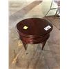 Image 1 : OVAL SIDE TABLE