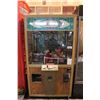 Image 1 : CLAW MACHINE FULL OF TOYS