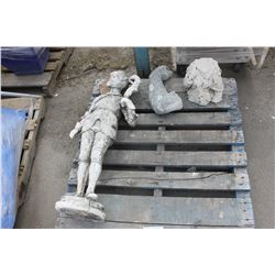 PALLET WITH CONCRETE FIGURES