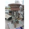 Image 2 : LARGE METAL YARD DECORATIVE STAND
