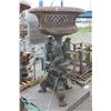 Image 1 : LARGE METAL YARD DECORATIVE STAND