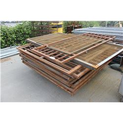 PALLET LOT OF METAL FENCE PIECES