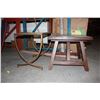 Image 2 : PAIR OF SIDE TABLES AND ROLLING CART