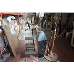 LOT OF 3 FLOOR LAMPS