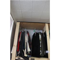 LOT OF COSTUME AND CLOTHING ITEMS