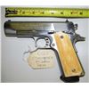 Image 1 : Colt Commander 1911 .45 Automatic Pistol