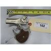 Image 4 : H  R Derringer .22 Magnum Cal Single Action