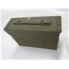 Image 8 : Metal Ammo Box Full Of .22 Long Rifle