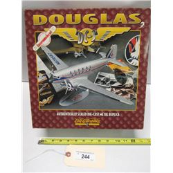 Douglas Dc-3 Authentically Scaled Die Cast Metal