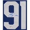 Image 2 : JOHN TAVARES SIGNED MAPLE LEAFS JERSEY (PSA COA)