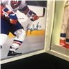 Image 2 : NY ISLANDERS STAR HANGER W/ BRIAN TROTTIER SIGNED 8X10