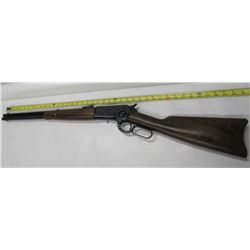 27 - Browning 1886 45/70 Govt Lever Action Rifle