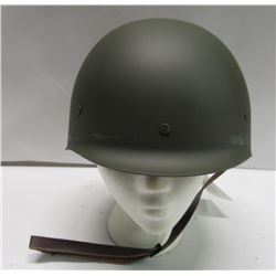 452 - Vintage Us Military Army Hard Plastic M1 Helmet