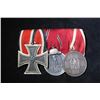 Image 1 : 465 - German Medal Parade Set W/ Pin