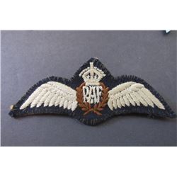 618 - WWII Royal Air Force Bullion Pilot Wings